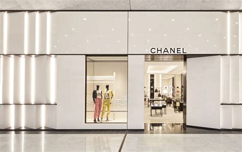 chanel sa 125 avenue charles de gaulle france|Boutique CHANEL AEROPORT ROISSY CHARLES DE .